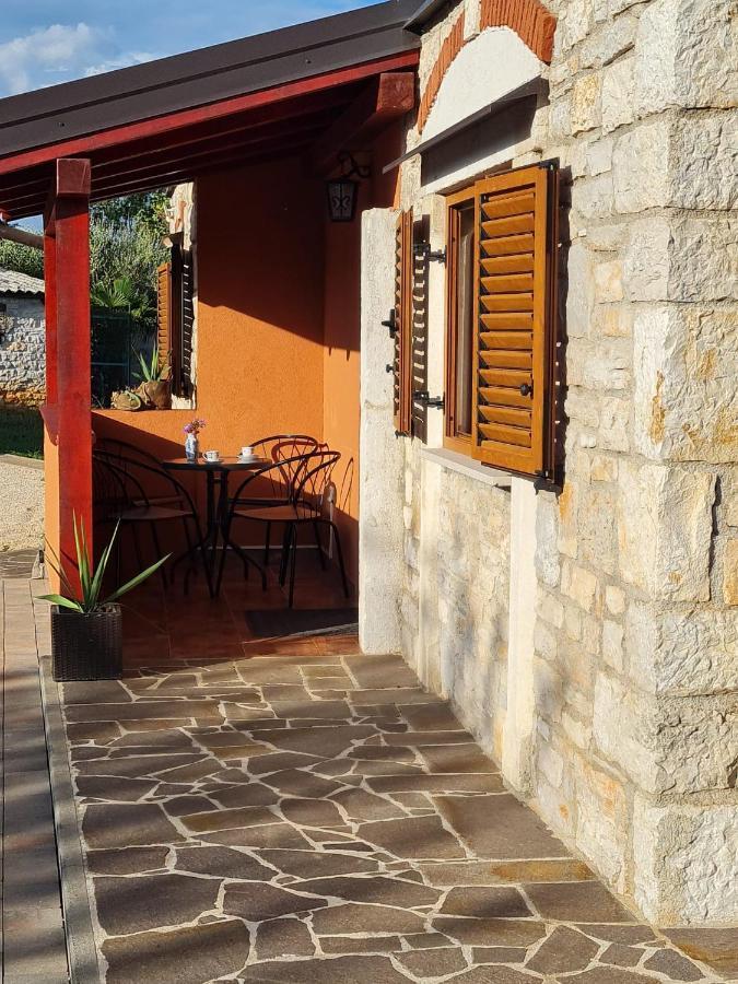 Apartman Aja Kastelir Exterior photo